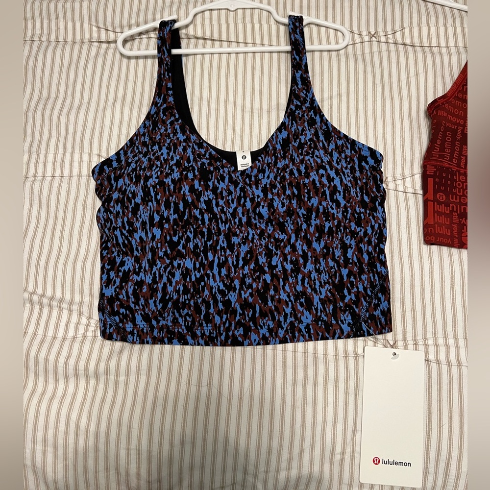 New with tags lululemon align tank!! Size 8